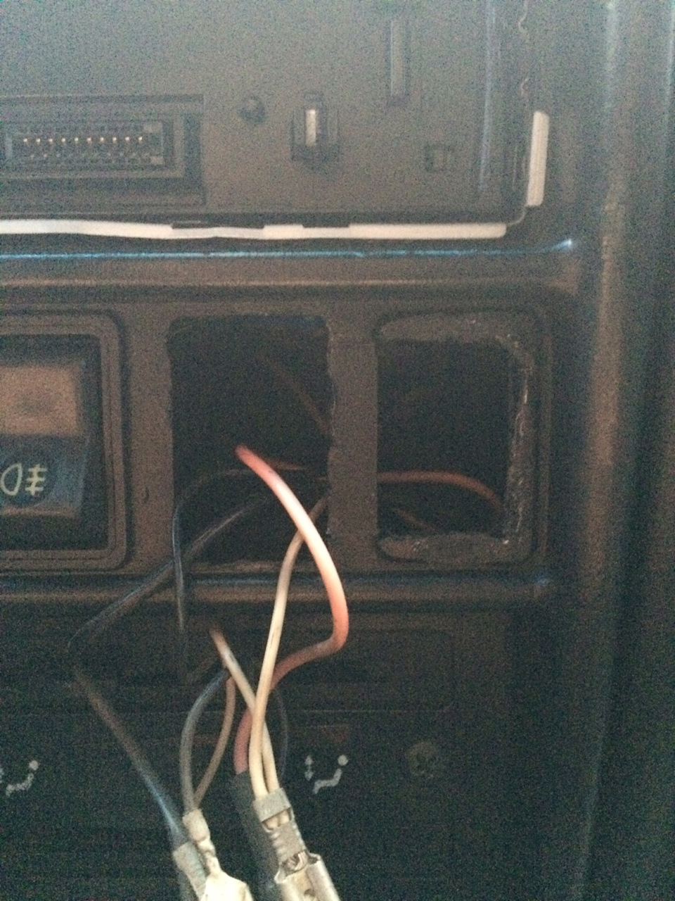 Установка вольтметра +- — ГАЗ 3110, 2,4 л, 1998 года | своими руками ...