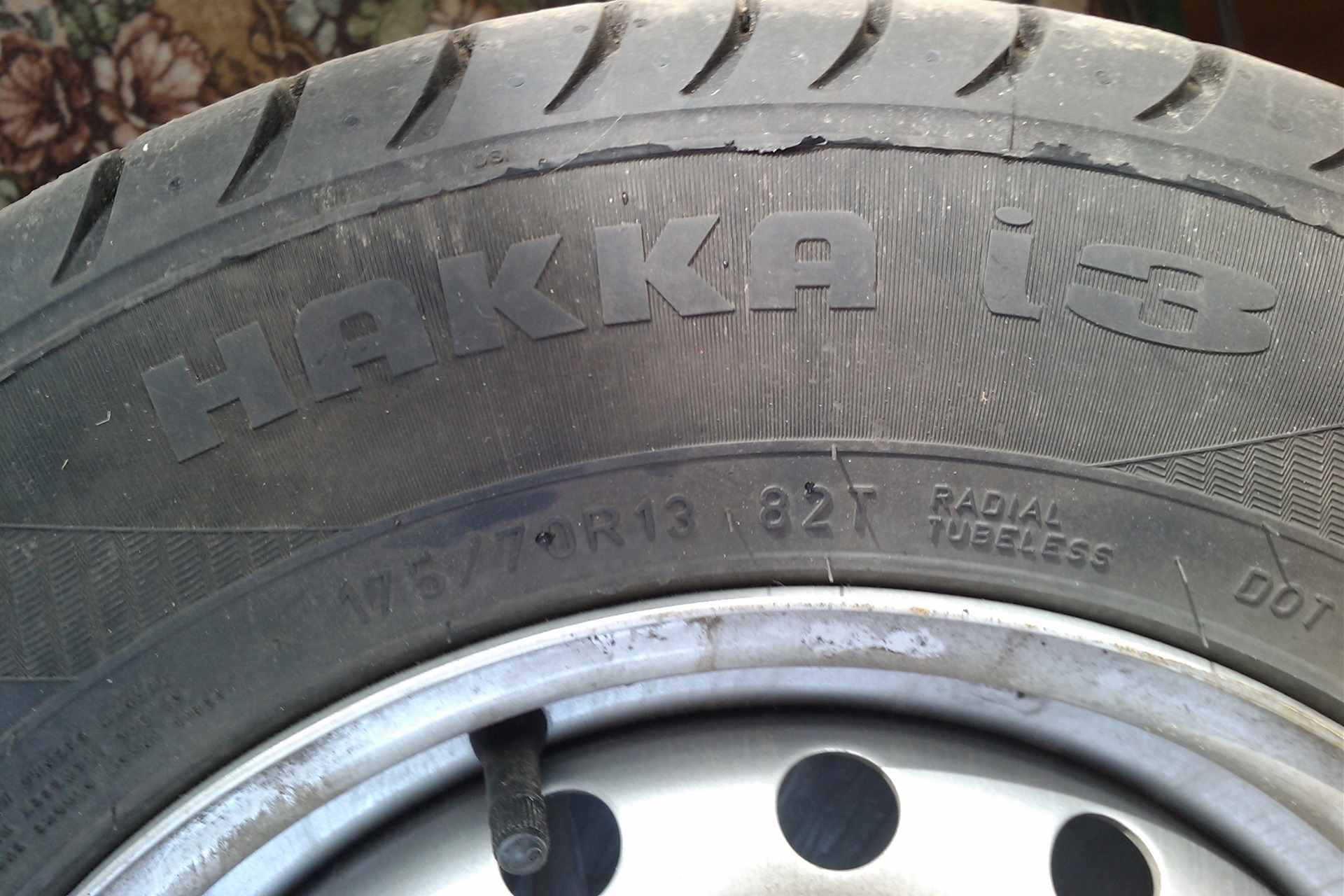 Nokian Hakka i3 175 70 R13 KFZ DRIVE2