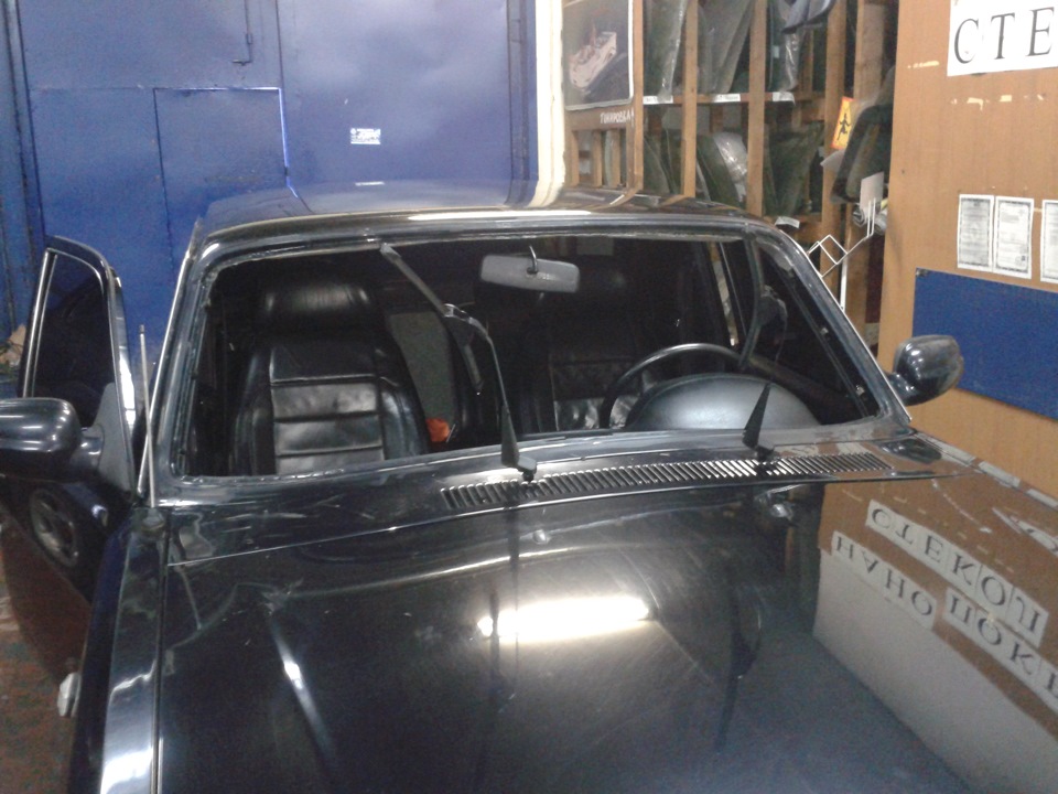 Лобовое стекло — ГАЗ 3110, 4,3 л, 2009 года | запчасти | DRIVE2