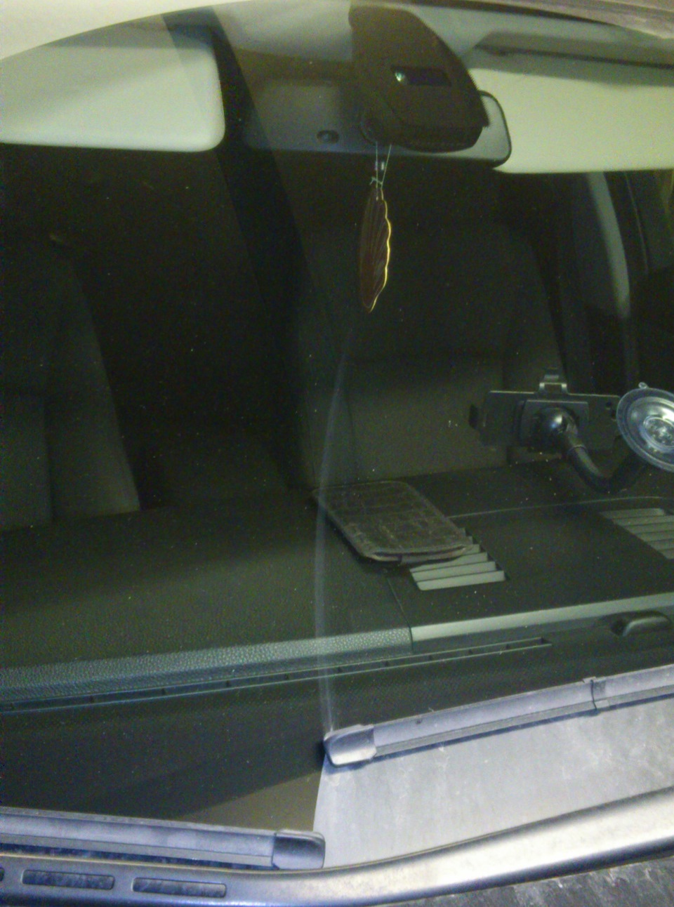 Протёртость от щётки — BMW 3 series (E90)