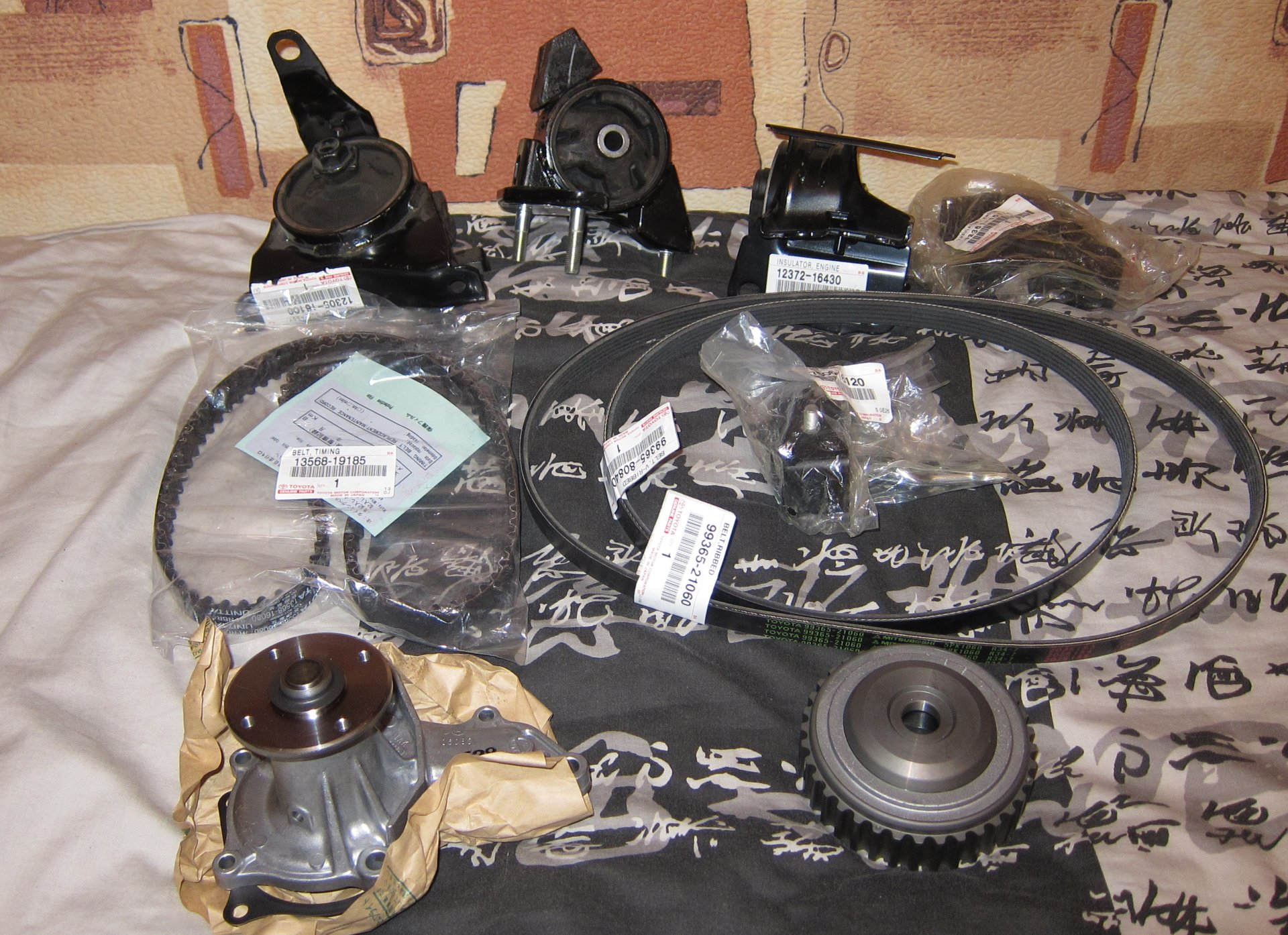 Мотор 2 си в разборе полностью весь в разборе. Мотор 22rec. Honda accord f20 мотор. Запчасти для двигателя тойота. 16430rbbj01.