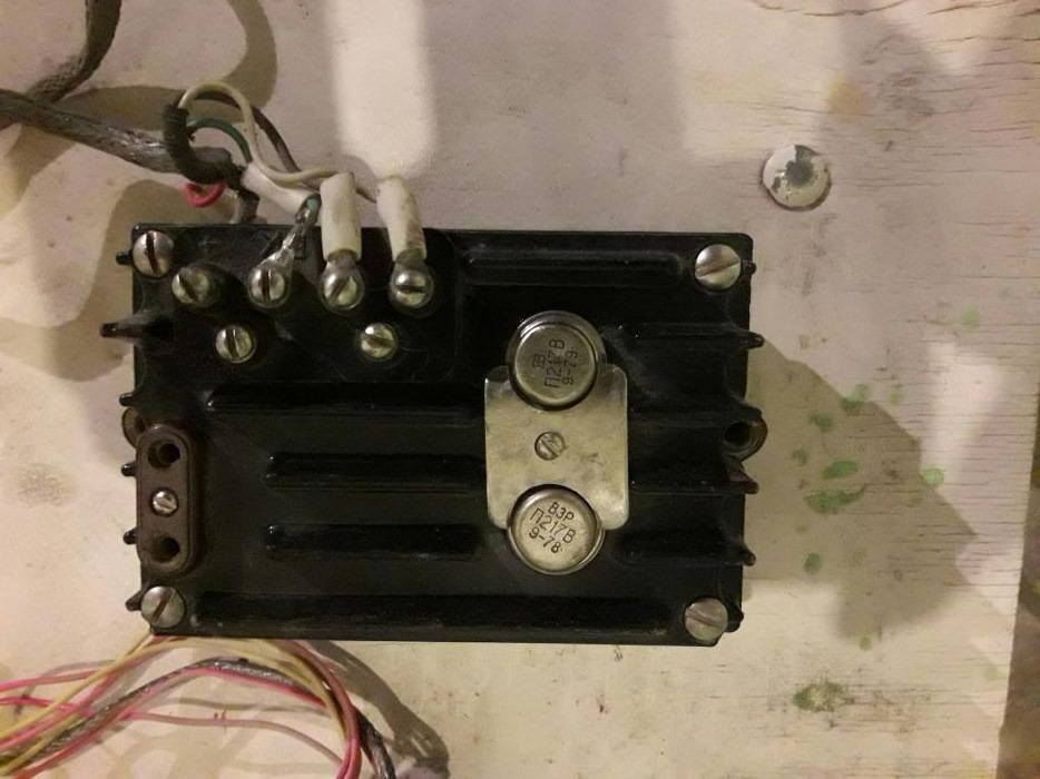 Что за зверь? Или какое то странное электронное зажигание. — Москвич ...