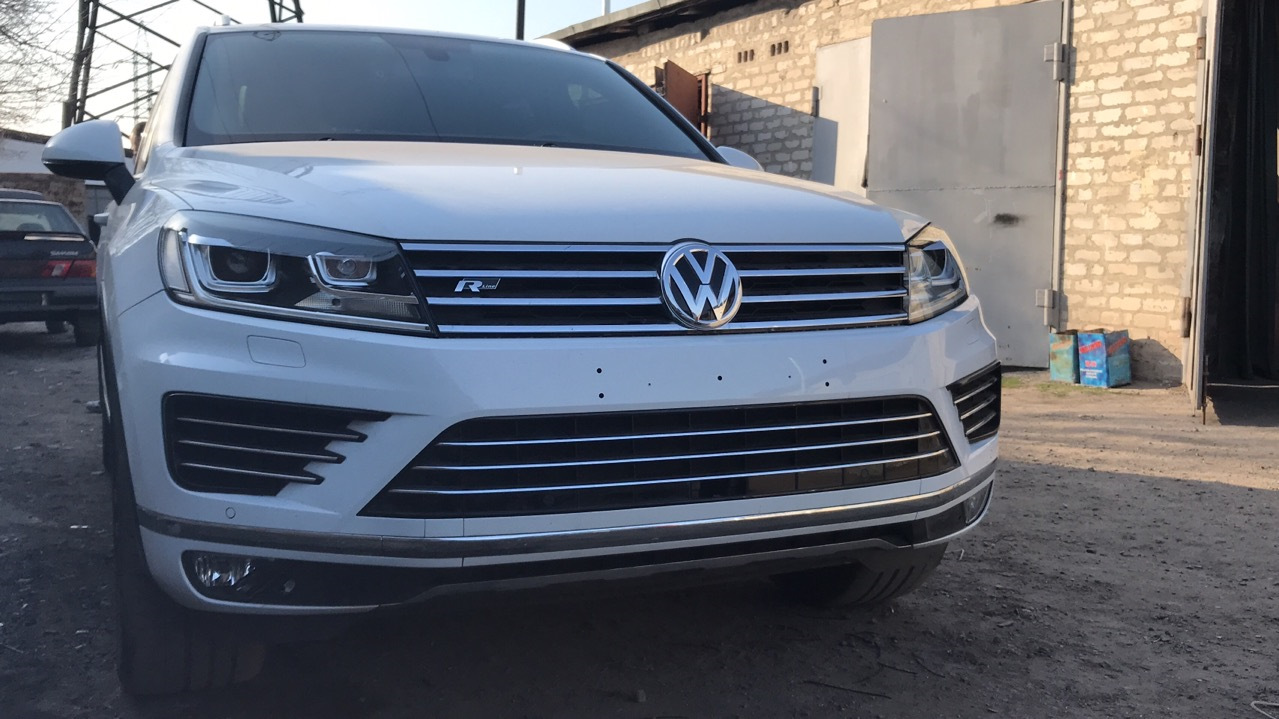 Почему рестайлинговый volkswagen touareg н ф стоит дороже дорестайлинга