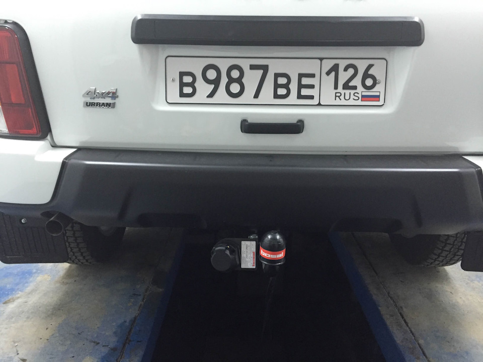 Схема установки фаркопа на ниву урбан Установка ТСУ (фаркоп) на Нива URBAN - Lada 4x4 3D, 1,7 л, 2016 года аксессуары 