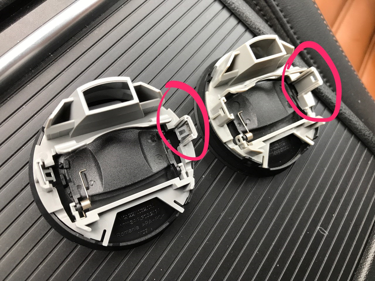 Как снять замок зажигания пассат б6 Накладка замка зажигания - Volkswagen Passat CC, 1,8 л, 2014 года своими руками 