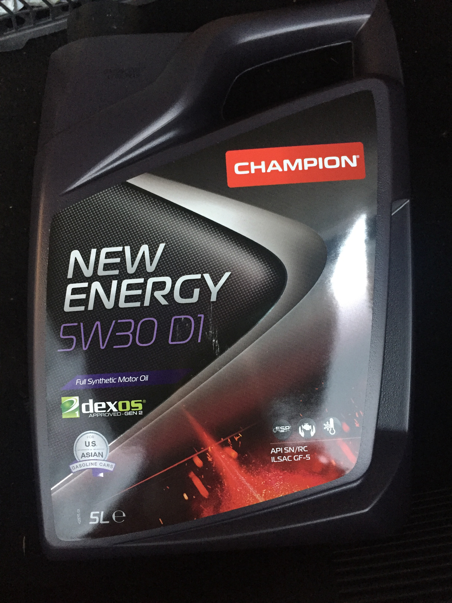 Масло чемпион отзывы. Масло Champion 5w30 New Energy. New Energy 5w-30. Champion New Energy 5w30 4л. Champion масло моторное 5w30 синтетика.