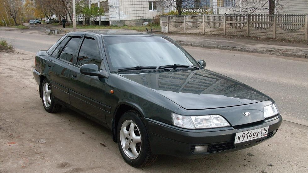 Авто до 100000. Daewoo espero темно зеленая. Дэу Эсперо темно зеленый. Шевроле Дэу Эсперо. Иномарки до 100000 рублей.