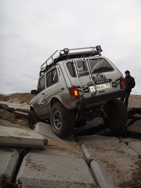 Поменяю ниву. Лада Нива триал. ВАЗ 2113 off Road. Нива триал off Road. Нива для триала.