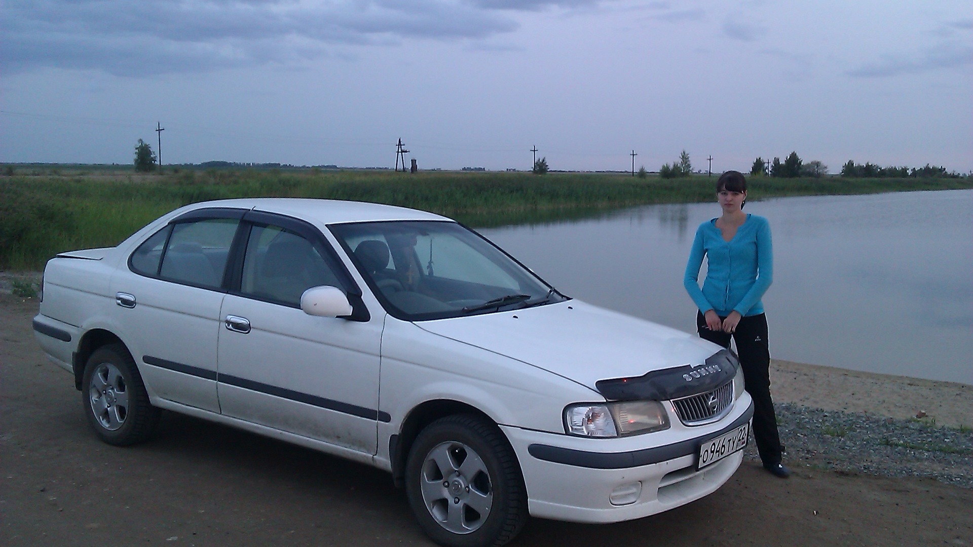 Ниссан санни барнаул. Ниссан Санни fb15. Ниссан Санни 2002. Nissan Sunny fb15 Drive. Nissan Sunny fb15 2001.