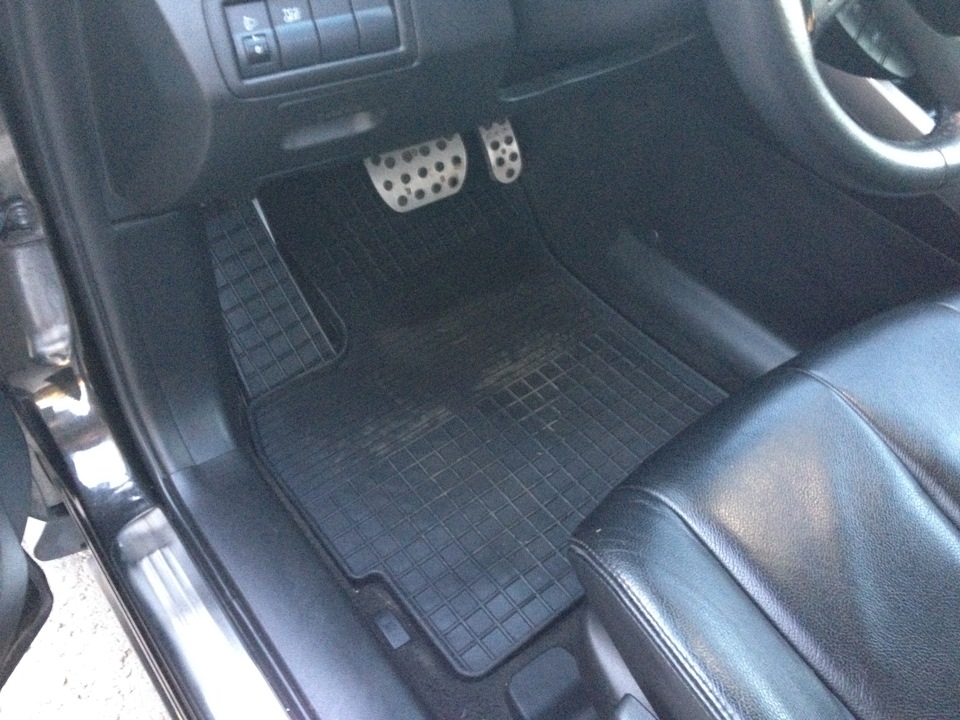 Зимние коврики — Mazda CX-7, 2,5 л., 2011 года | аксессуары | DRIVE2