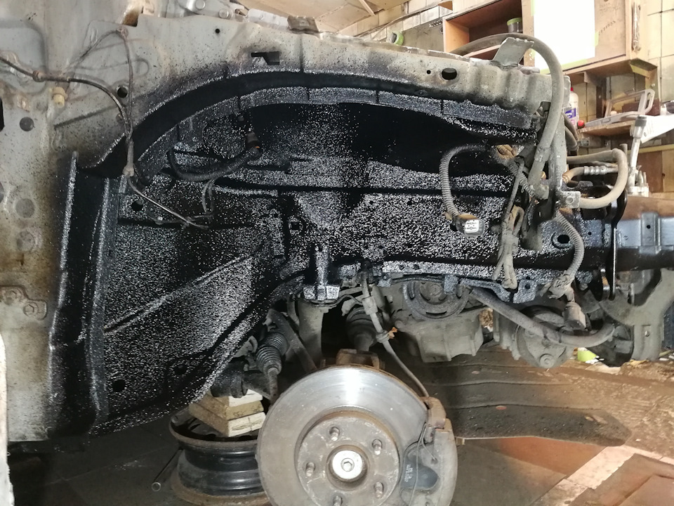 Третий слой, выглядит прикольно) — Ford Focus Sedan II