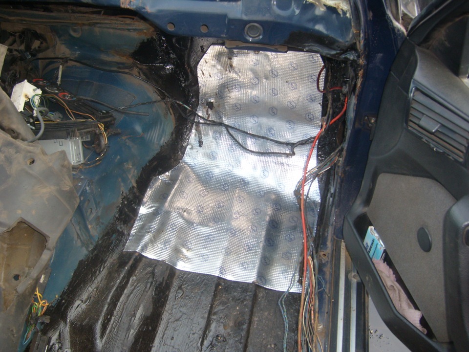 Снимаем печку, и начинаем клеить шумку) — BMW 5 series (E34), 2 л ...