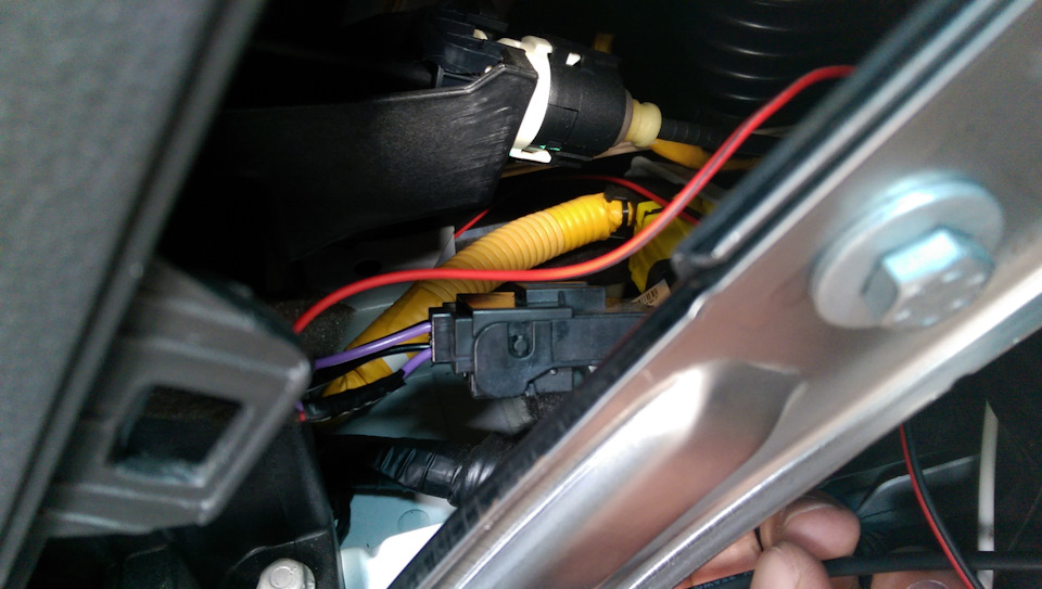 Переподключение монитора и прошивка сигнализации — Chevrolet Cruze ...