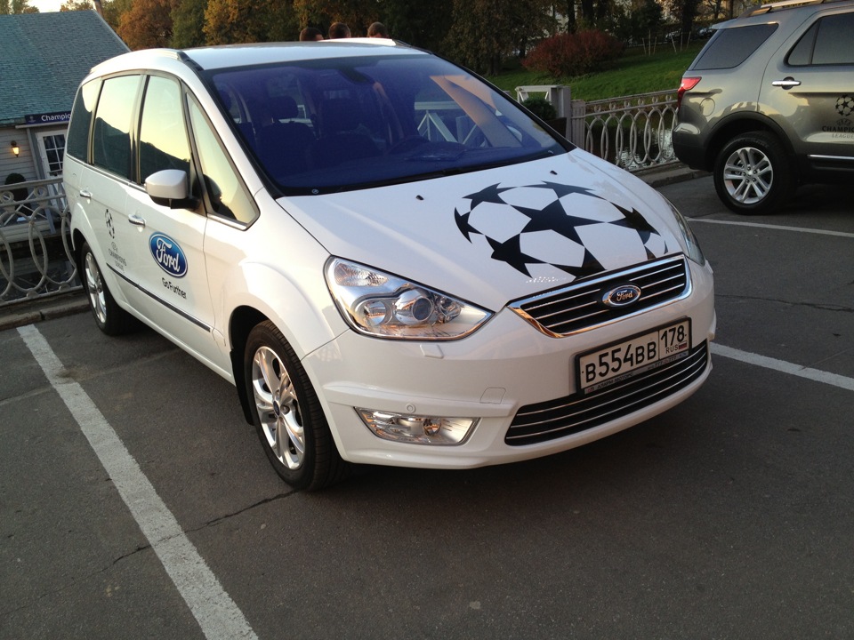 Лига чемпионов 03.10.2012 Зенит — Милан — Ford Focus Hatchback III, 1,6 ...
