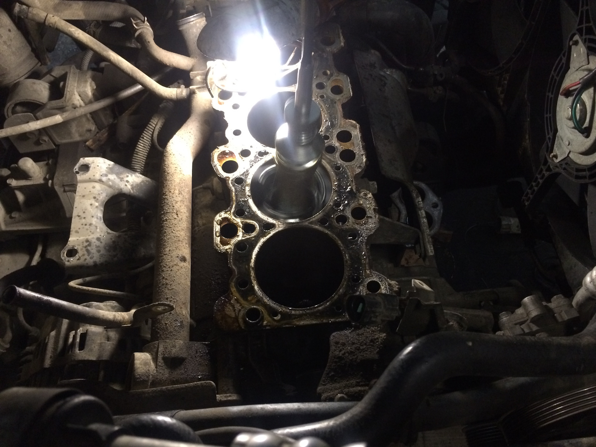 Митсубиси аутлендер стук в двигателе (Большое количество фото ...