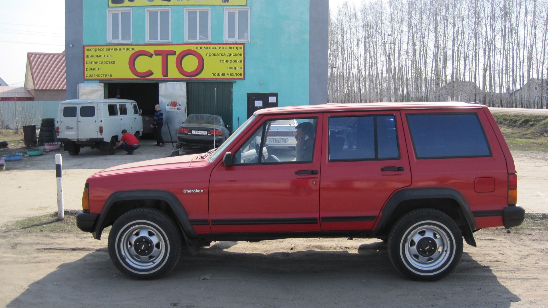 Jeep Cherokee (XJ) 4.0 бензиновый 1993 | 4L МКПП на DRIVE2