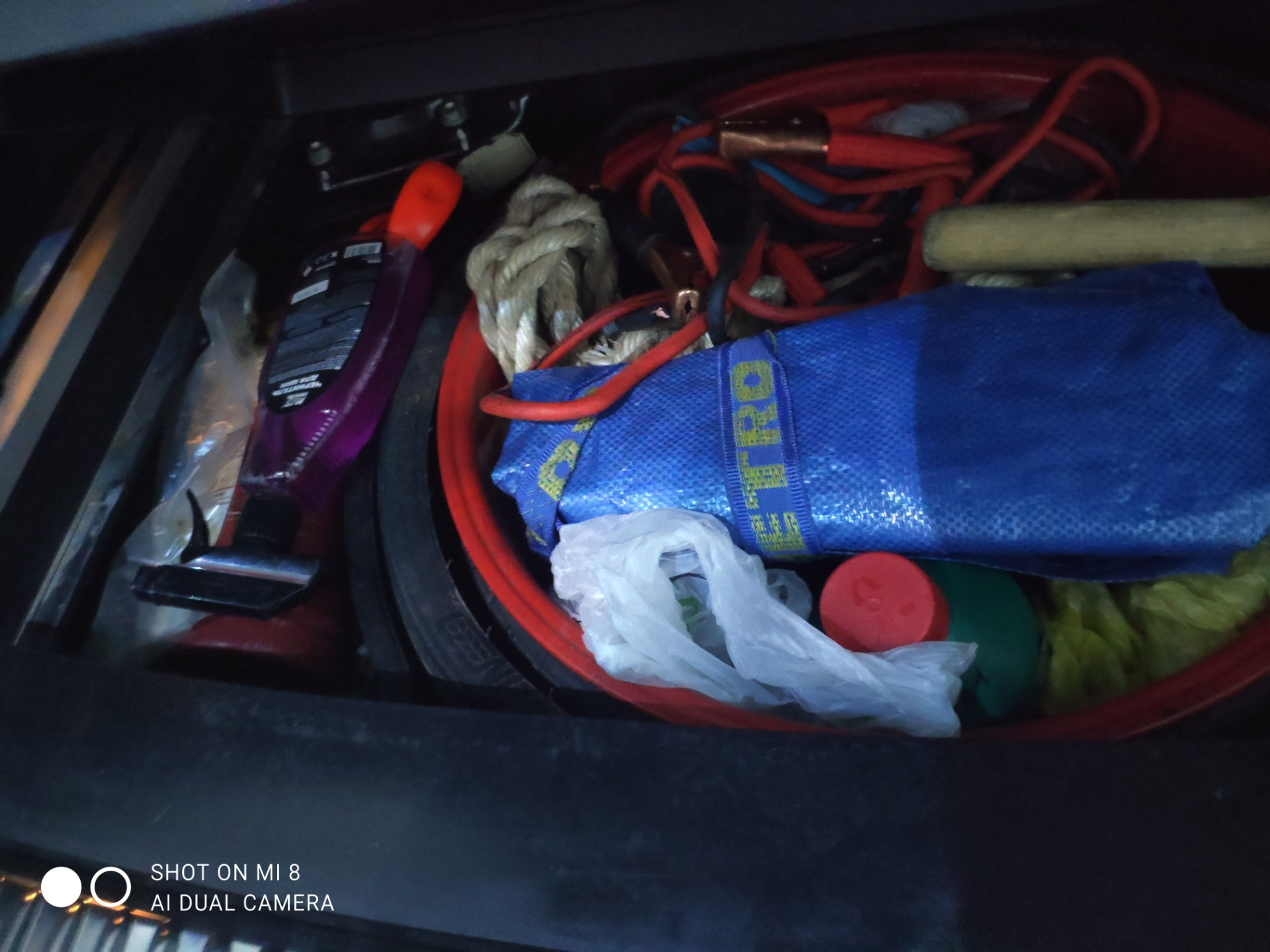 Перевернул колесо, докупил сетки — Volkswagen Touareg (2G), 3 л, 2010 ...
