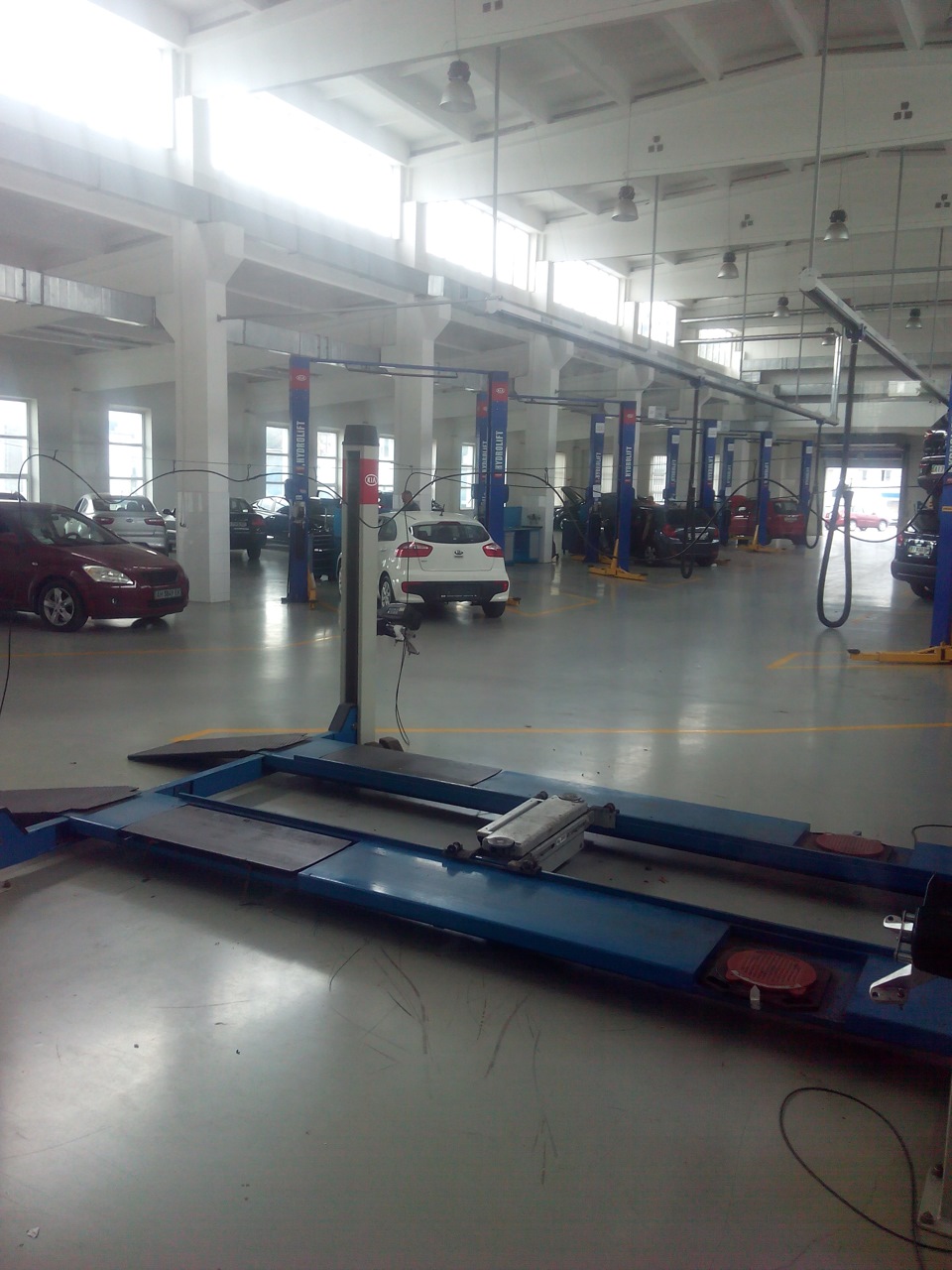 Замена хомутов бензобака по гарантии — KIA Ceed (1G), 1,6 л., 2008 года ...