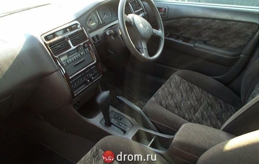 toyota corona premio 1997 салон