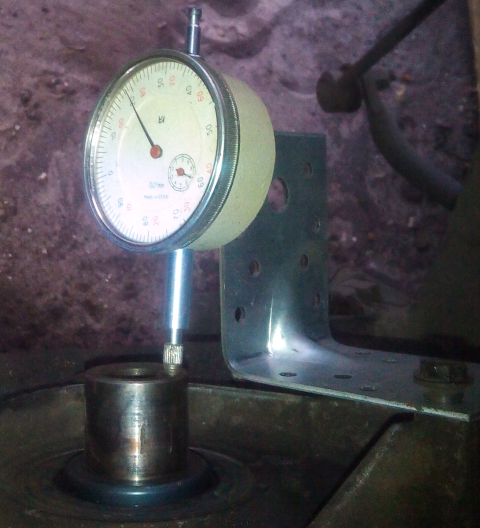 Коленвал — продольный люфт — Citroen Berlingo (1G), 1,4 л, 2007 года ...