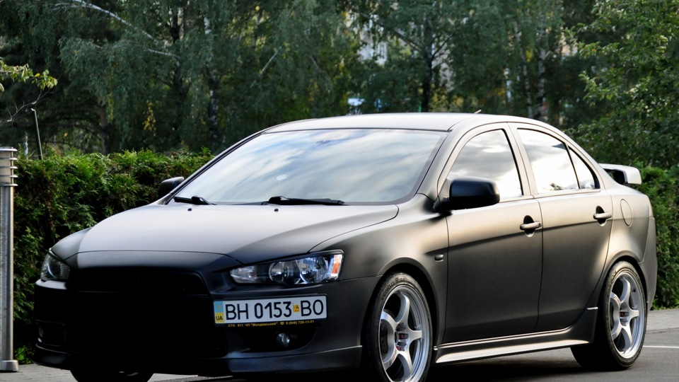 Mitsubishi Lancer матовый графит