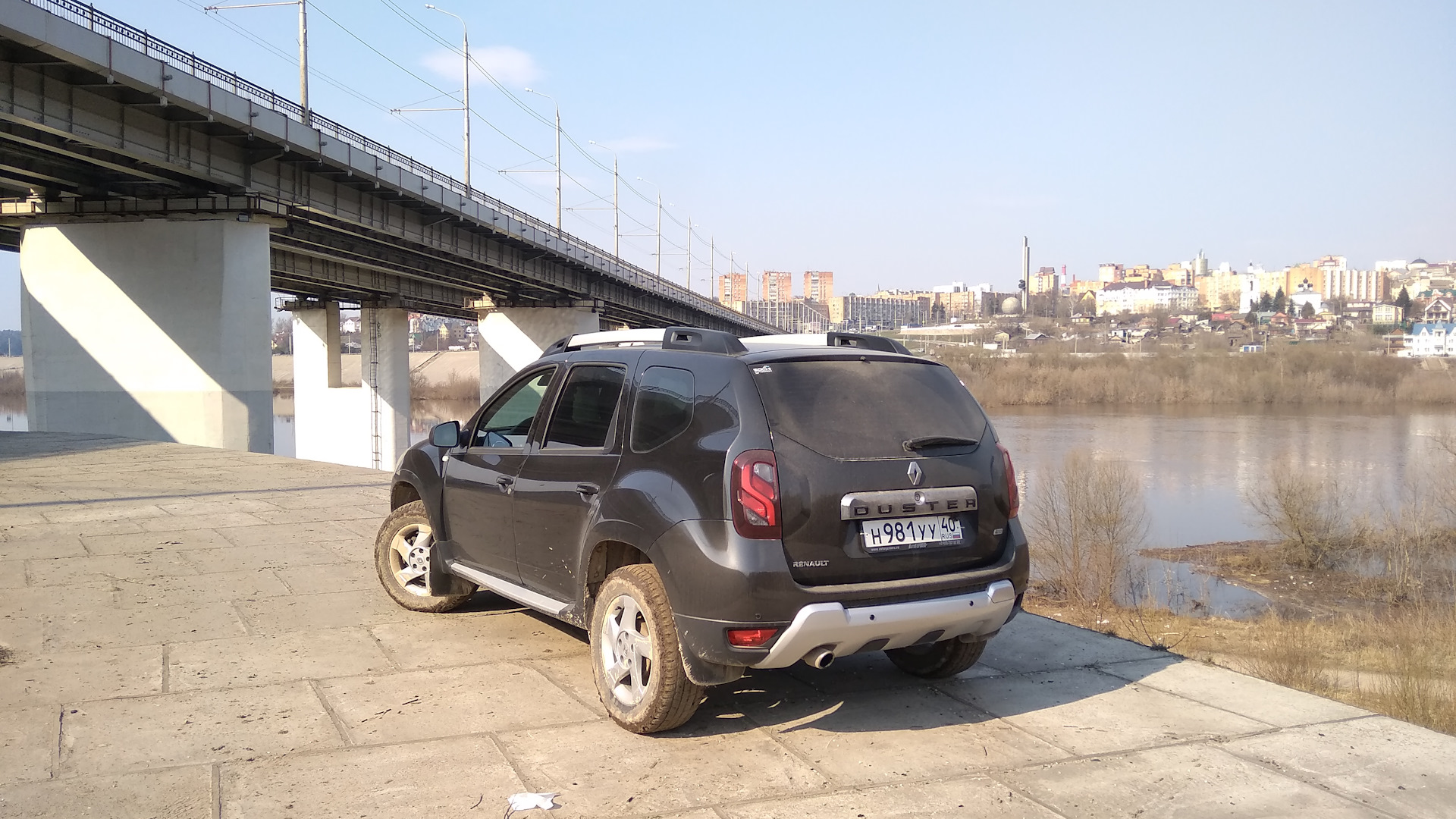 Renault Duster (1G) 2.0 бензиновый 2015 | 2.0 AT + ESP + ГБО на DRIVE2