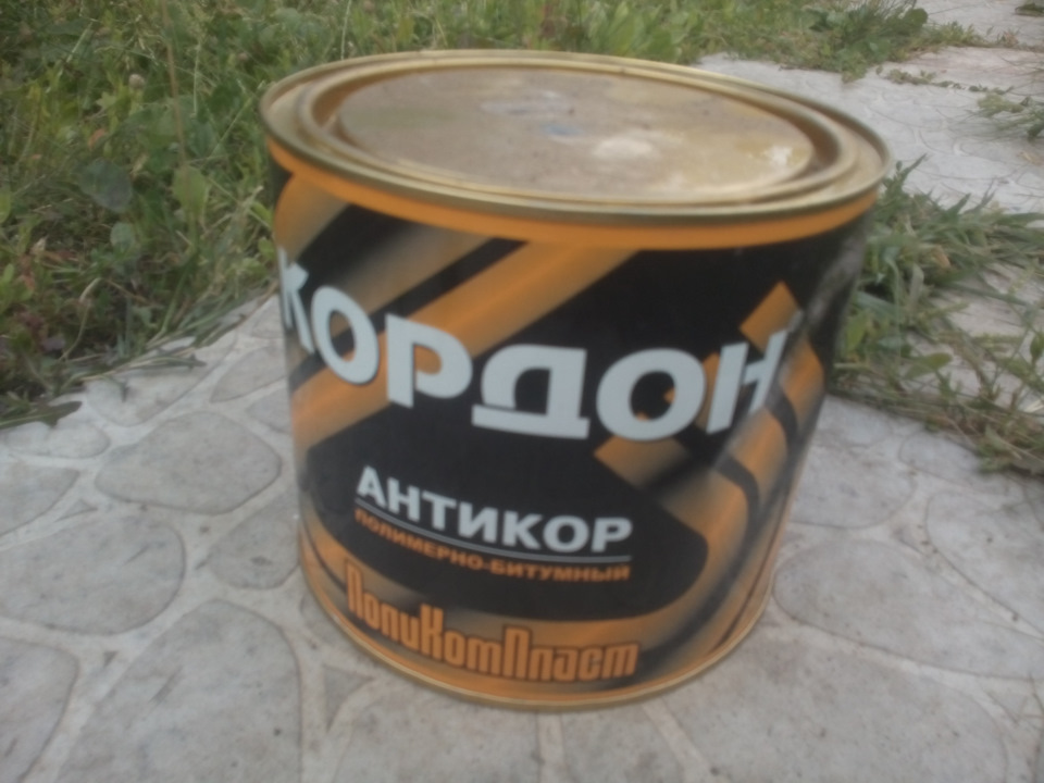 Обработка кордоном авто под крыльями. Смотреть фото Обработка кордоном авто под крыльями. Смотреть картинку Обработка кордоном авто под крыльями. Картинка про Обработка кордоном авто под крыльями. Фото Обработка кордоном авто под крыльями