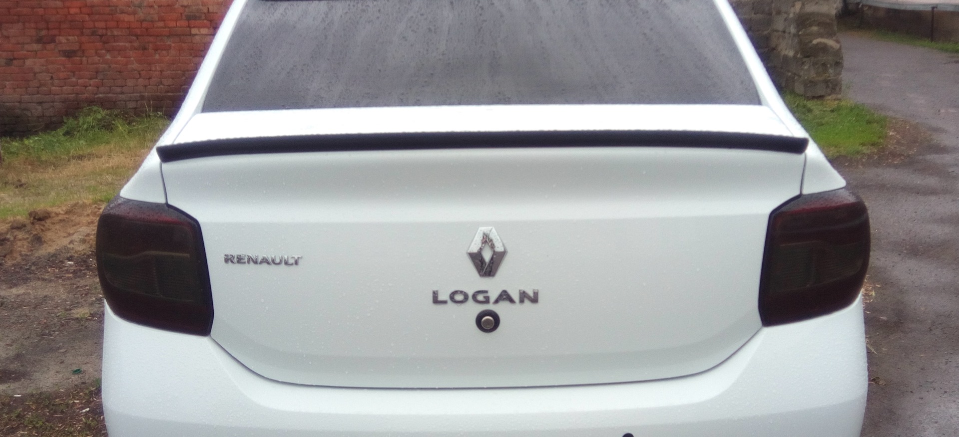 рено логан 2 лепспойлер. рено логан 2014 спойлер. антикрыло на логан 2. спойлер рено логан 2. спойлер рено логан 2.