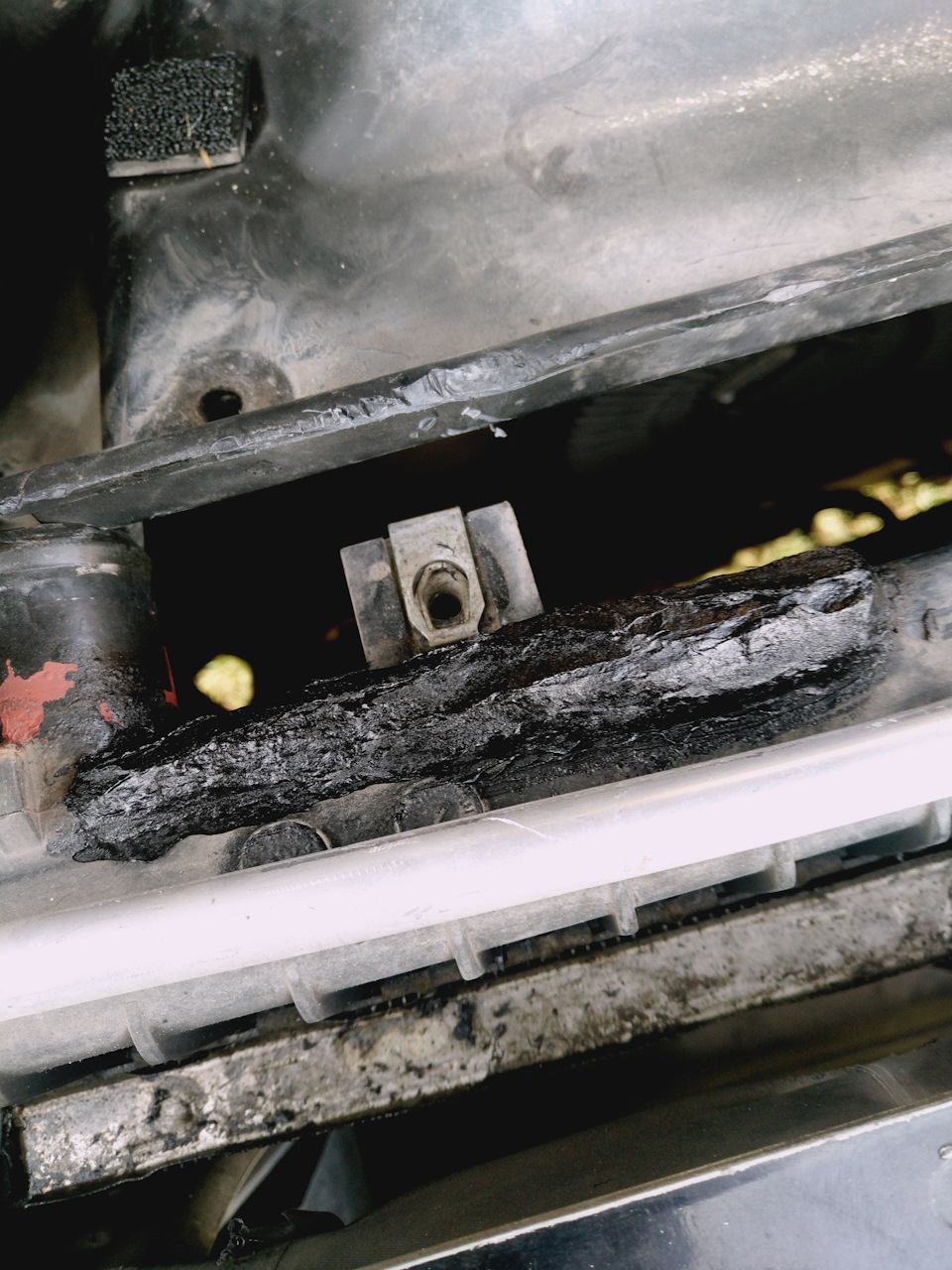 Лопнул радиатор . — Lincoln Aviator (1G), 4,6 л, 2003 года | своими ...