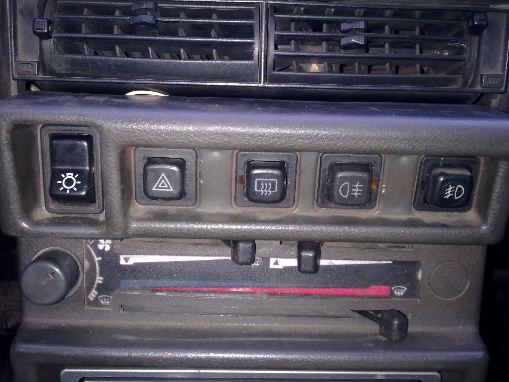 Клавиши управления с подсветкой — LADA 2109, 1,3 л., 1990 года | просто ...