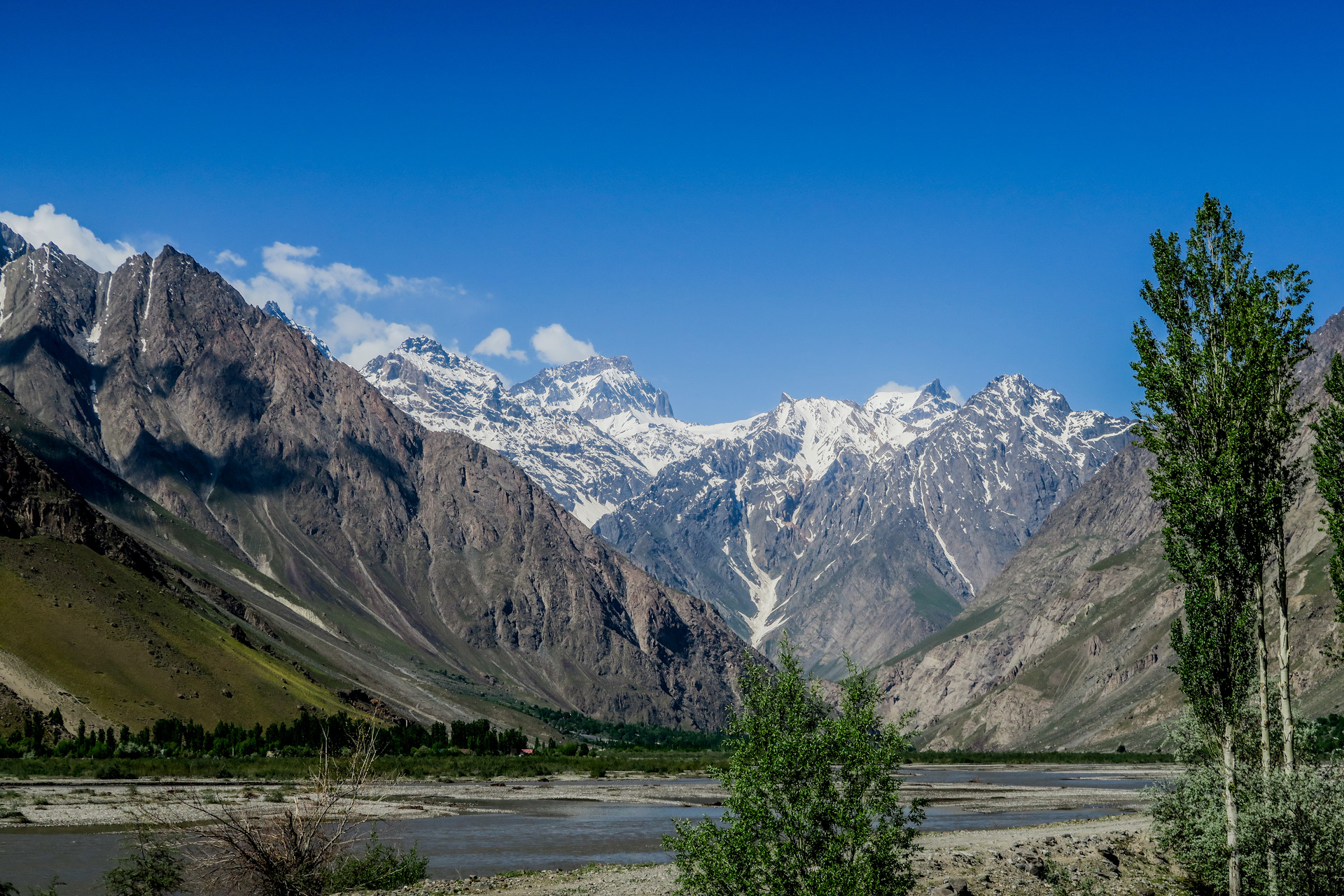 Памир м. Памир горы. Горный узел Памир. Южный Памир горы. Гора Санглок в Таджикистане.