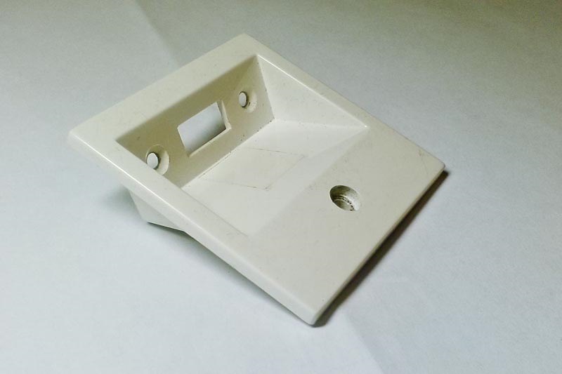 Панель-накладка под USB-порт — Lada Калина Универсал (2G)