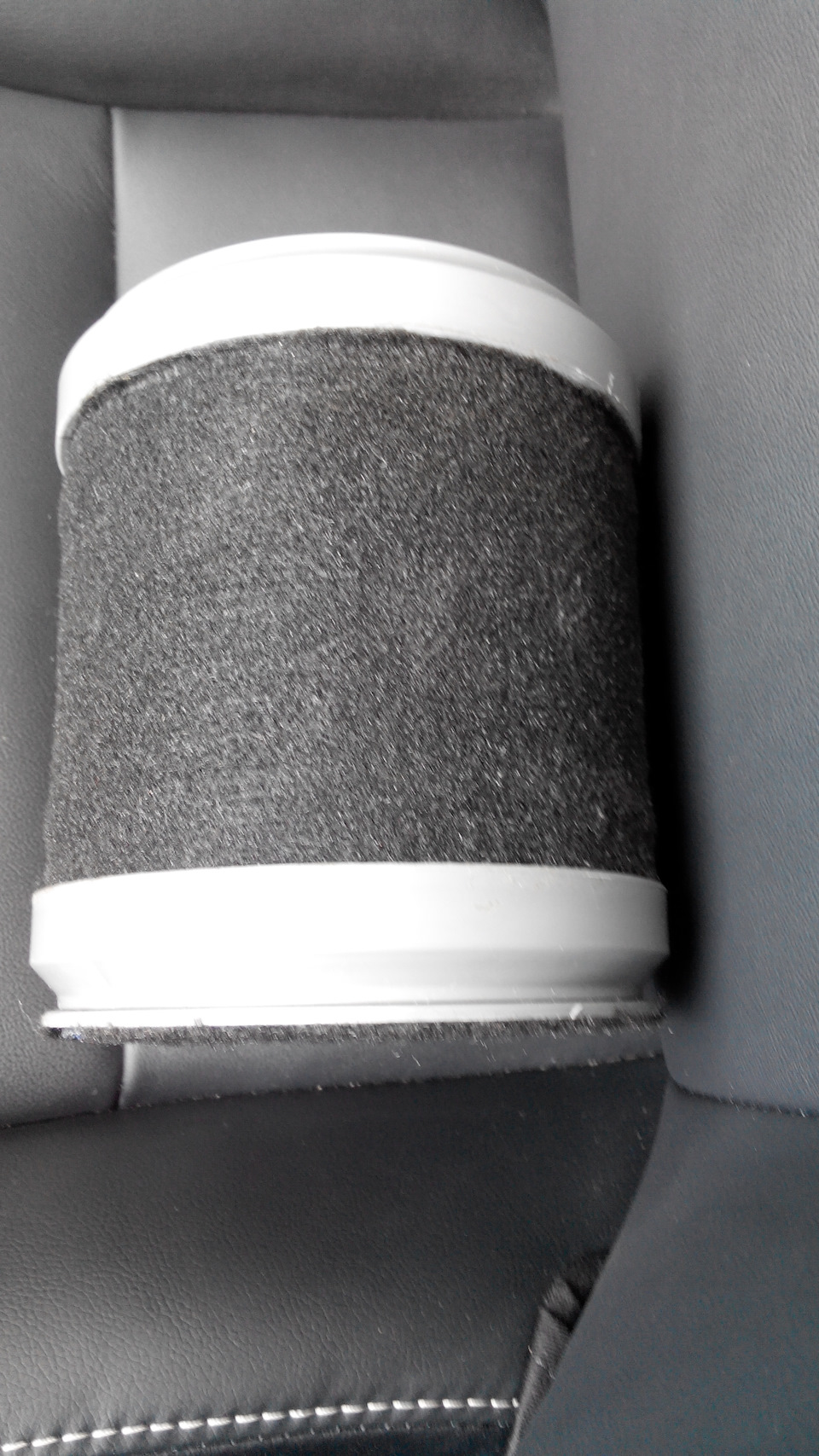 Чистота в салоне — Toyota RAV4 (IV), 2,5 л, 2016 года | аксессуары | DRIVE2