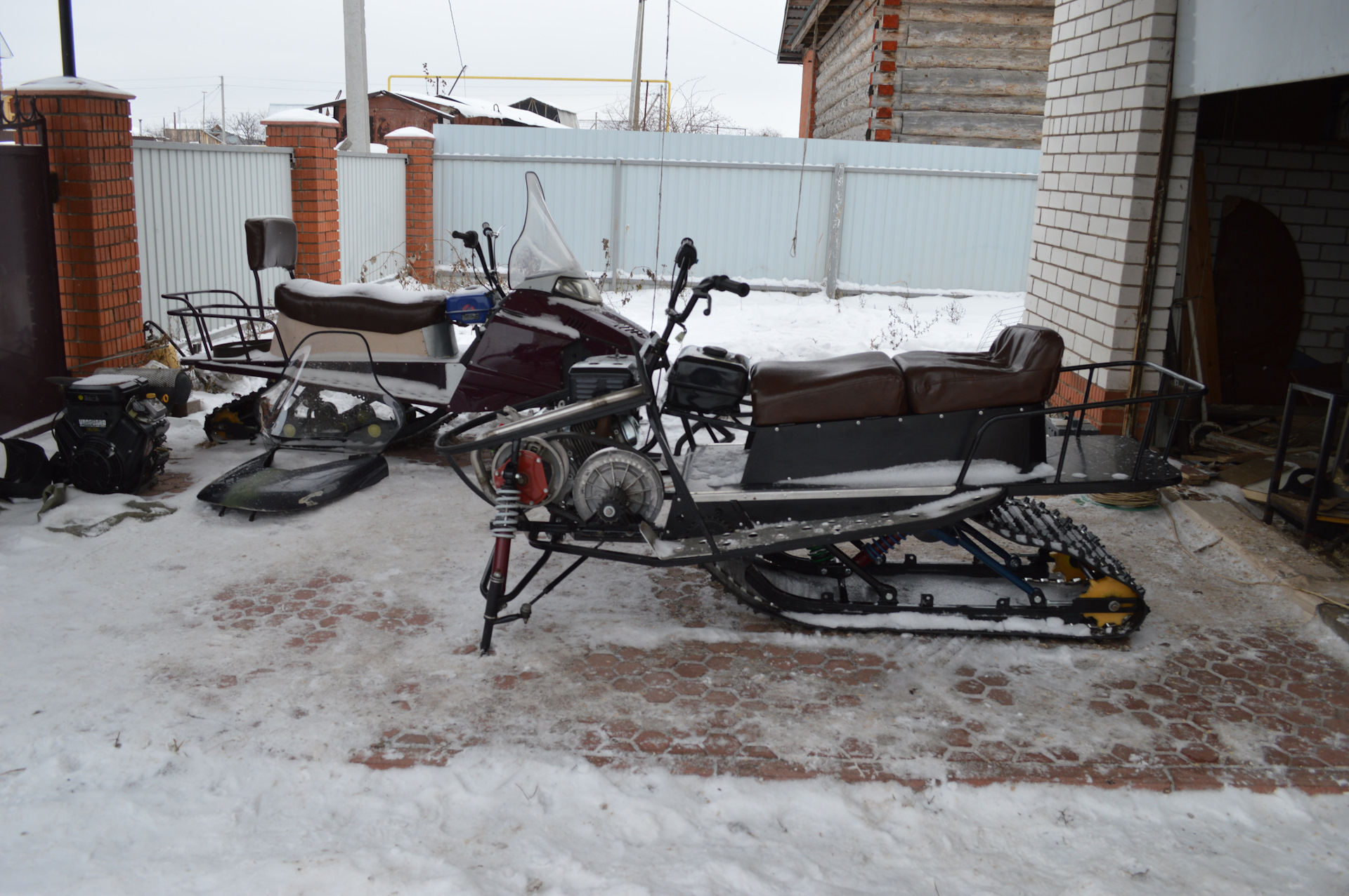 Самодельный снегоход с двигателем Лифан 15 л.с