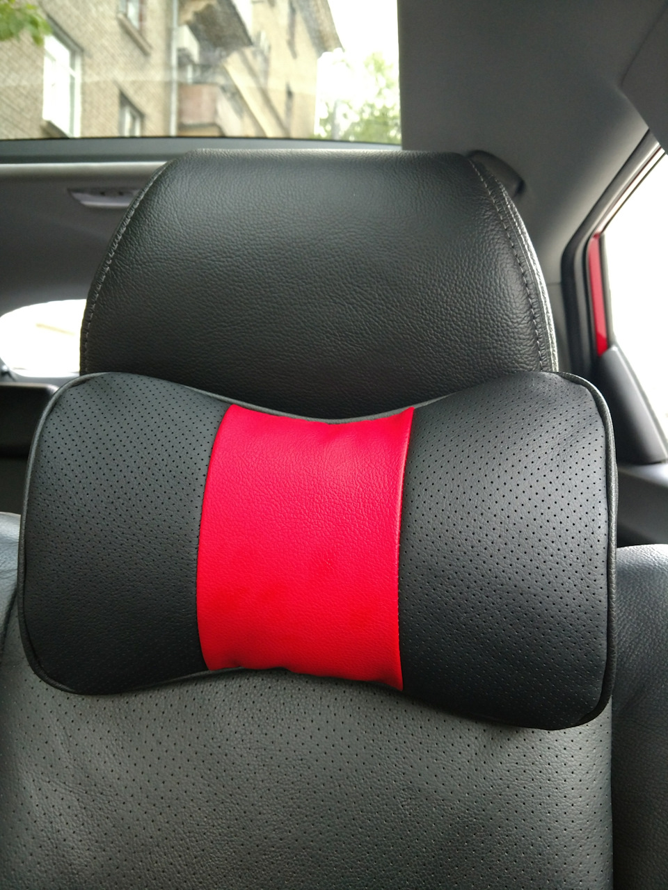 Подушки на подголовники 8) — Honda Civic Hatchback (8G), 1,8 л, 2011 ...