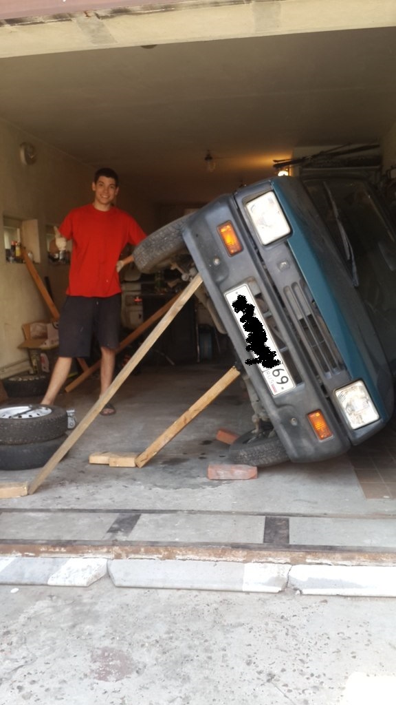 Чем и как промазать от днище? — КАМАЗ 11113 Ока, 0,7 л, 1999 года ...