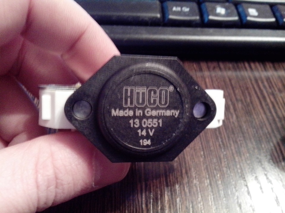 Реле-регулятор — Mercedes-Benz S-Class (W140)