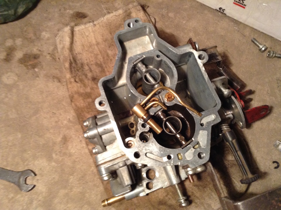 носик солекс. ускорительный насос 2109. карбюратор озон 2107. камеры солекс 21083. турбо карбюратор ваз 2107.