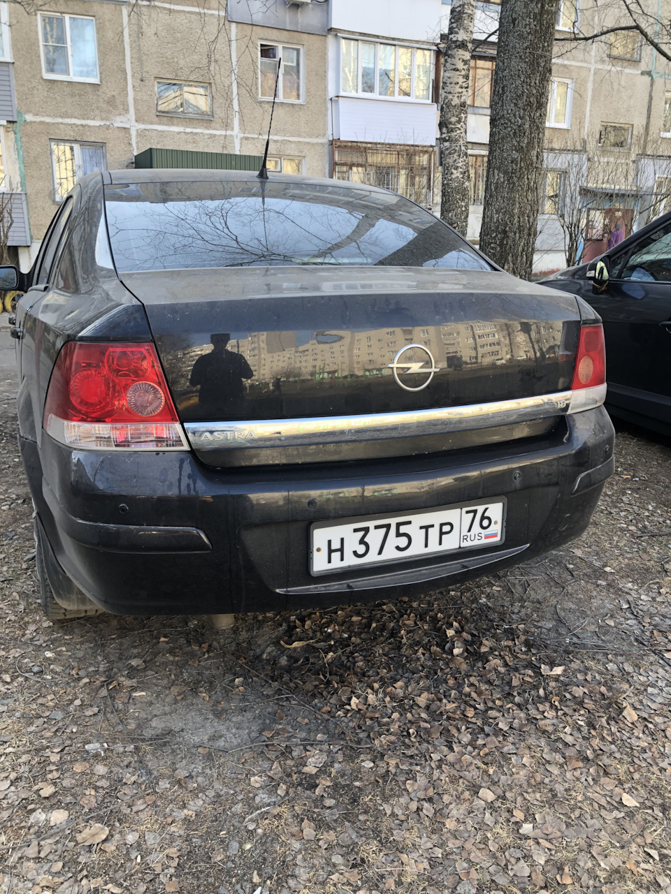 Молдинг багажника Opel Astra H — Opel Astra H, 1,8 л, 2008 года | своими  руками | DRIVE2