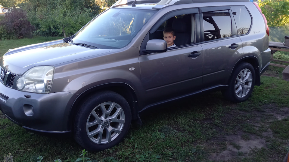 Nissan X-Trail 2,0 dCi/автомат