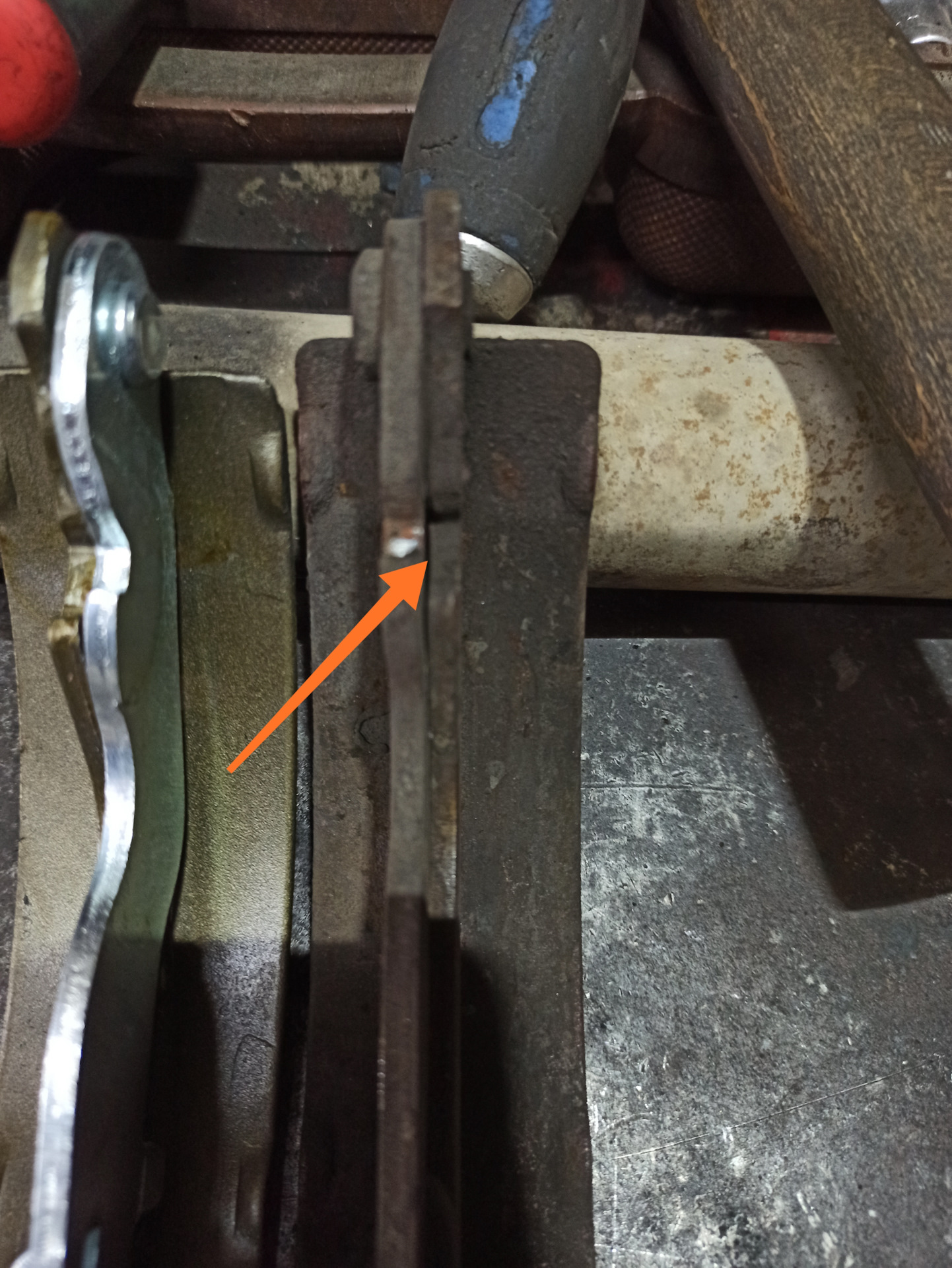 Воздух в тормозной системе