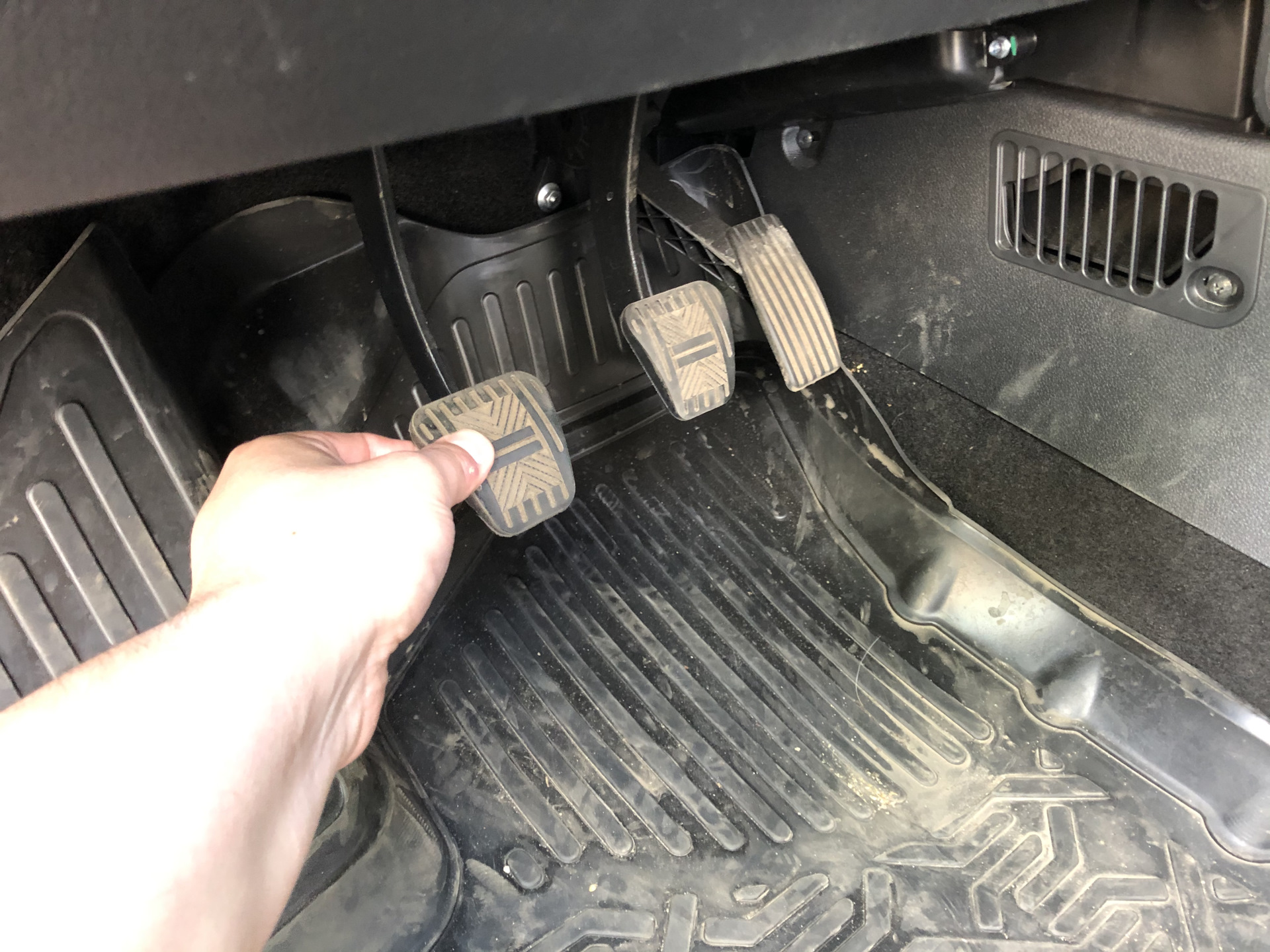 Жизнь авто — Педаль сцепления — продолжение неприятностей — Lada Гранта ...