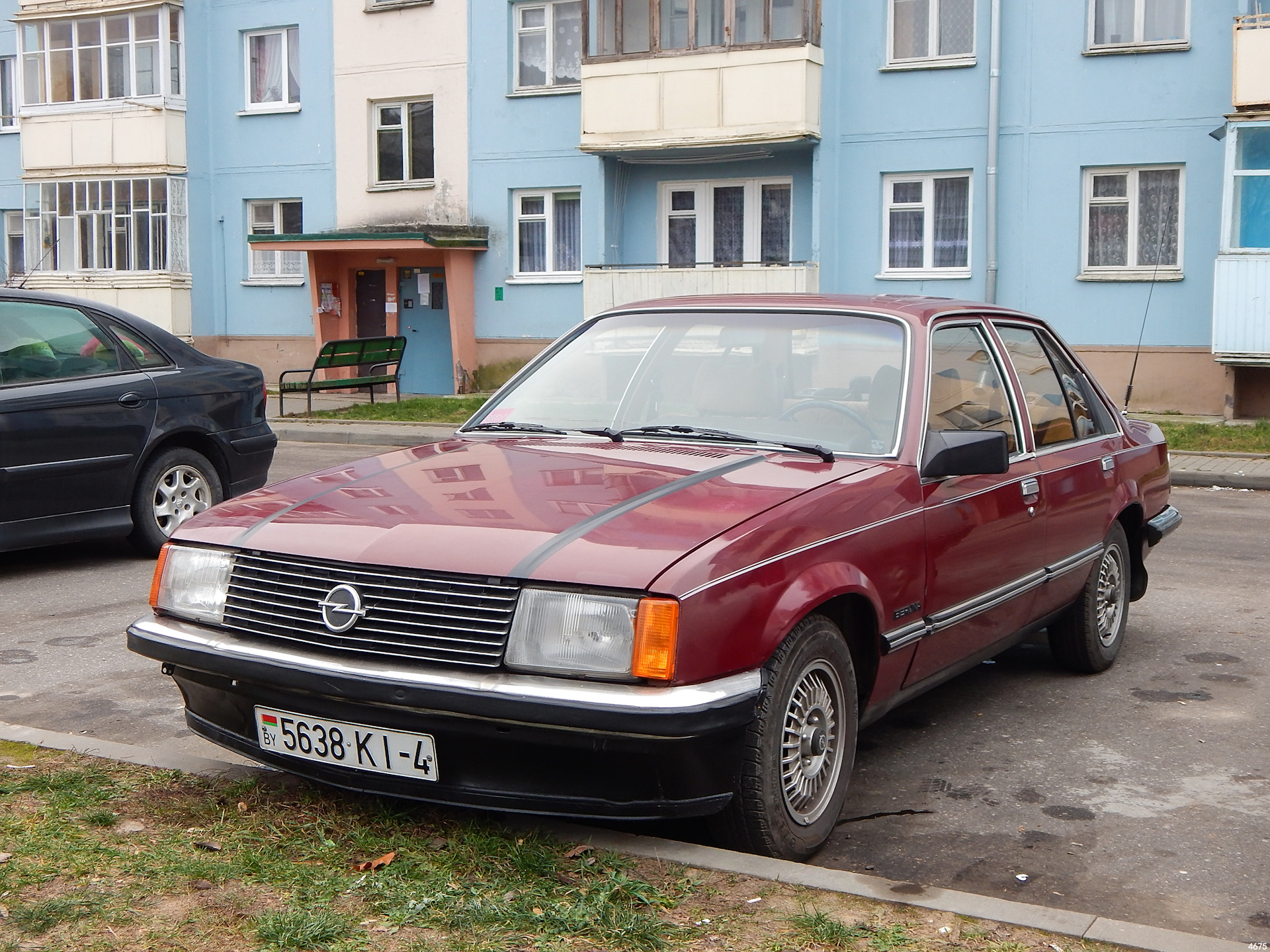 Автомобили гродно куплю. Opel Rekord (e) 1977–1986.