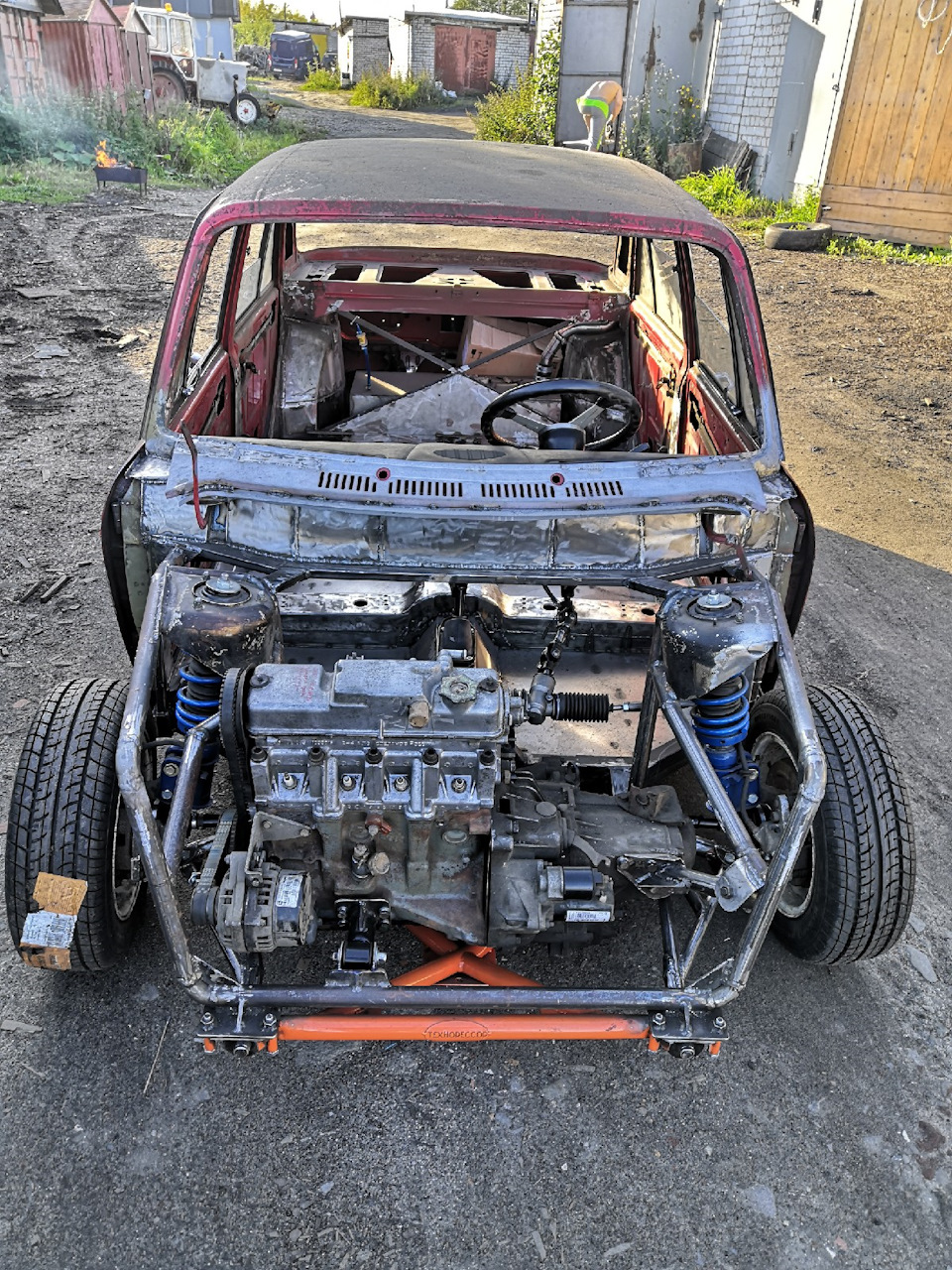 Фото в бортжурнале Morris 1300