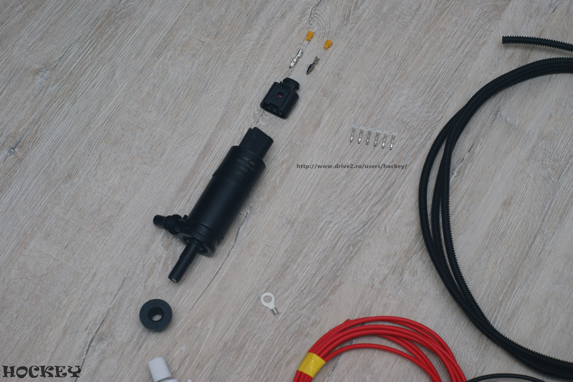 Форсунка омывателя фар bora drive2. Форсунка омывателя фар фольксваген поло. Омыватели фар поло седан дорест. Форсунка омывателя фар туарег 2016. Форсунка омывателя фольксваген поло.