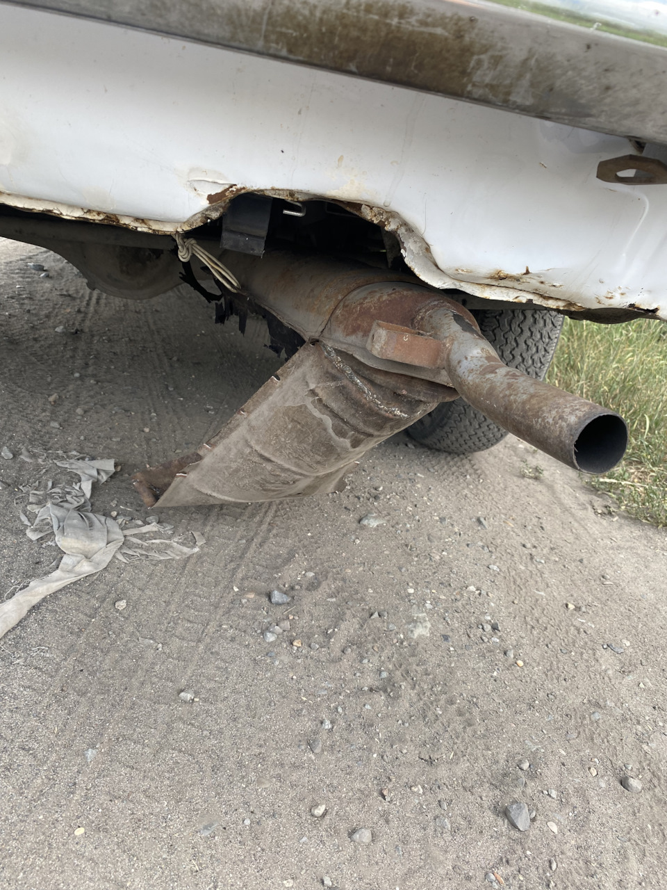 Всем привет проблема такова взорвался глушитель еду я значит до этого ...