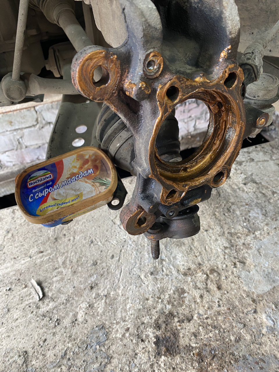 Смазываем Hochland — Volkswagen Tiguan (1G)