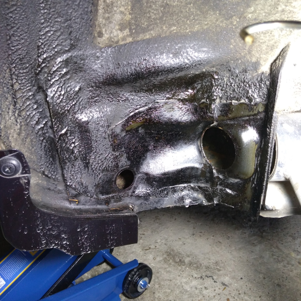 Безопасная мойка двигателя — Ford Focus II Sedan, 1,6 л., 2009 года ...