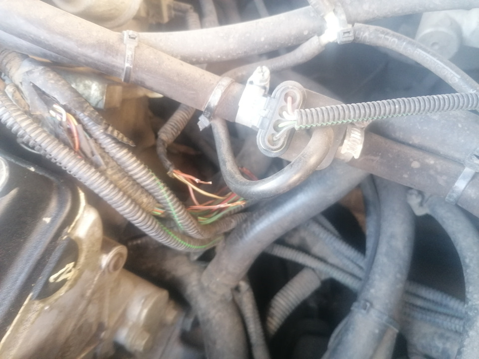 шевроле лачетти рывки при движении. 4. датчик холостого хода на део нексиа. 2. Chevrolet spark 1 25 распредвал датчик.