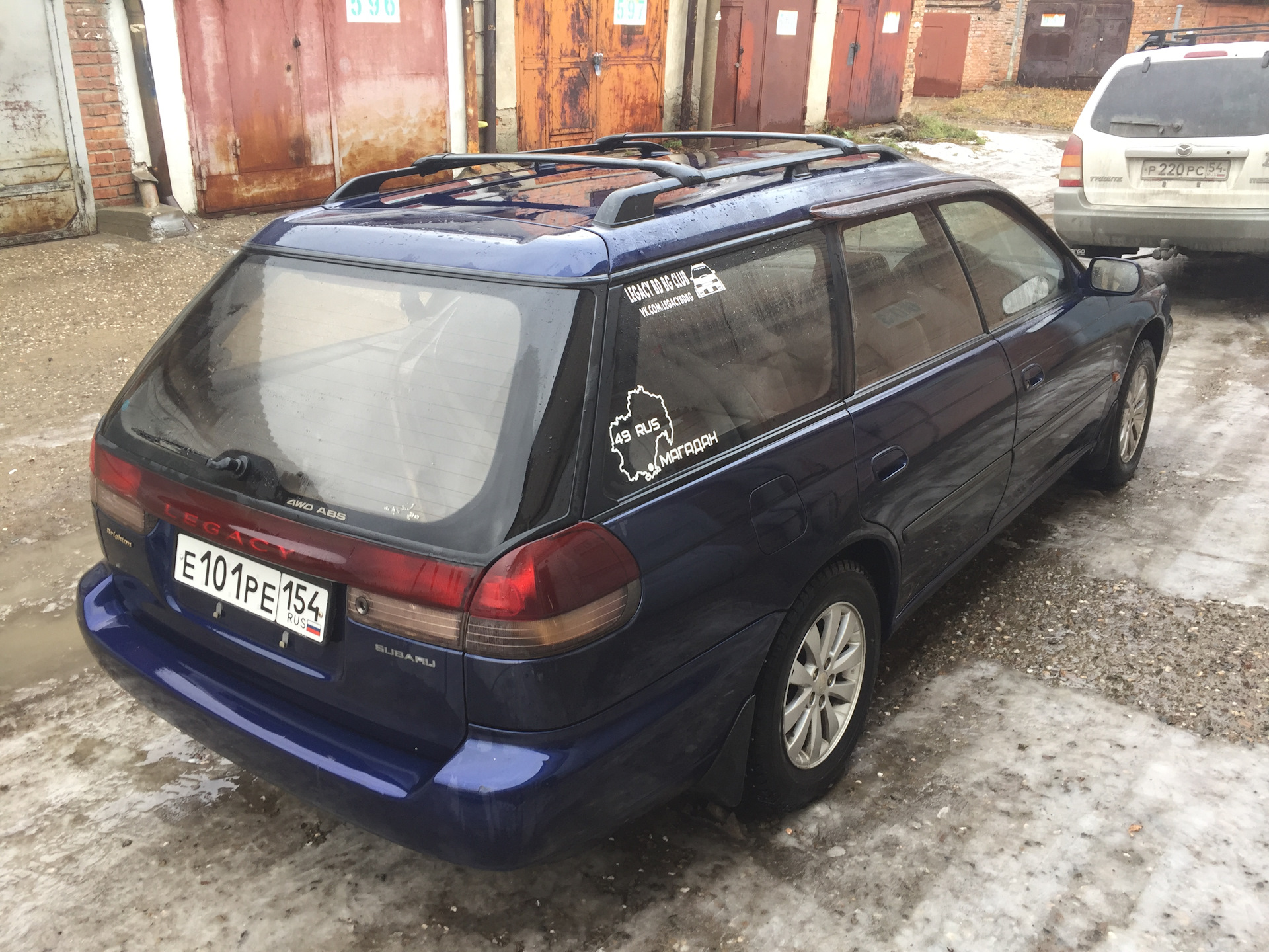 Распилы субару. Ветровики Subaru Legacy Outback 1996. Ветровики Subaru Legacy Outback 1996 ид5. Ветровики на Легаси БГ 5. Легаси 2.5 96 год универсал.